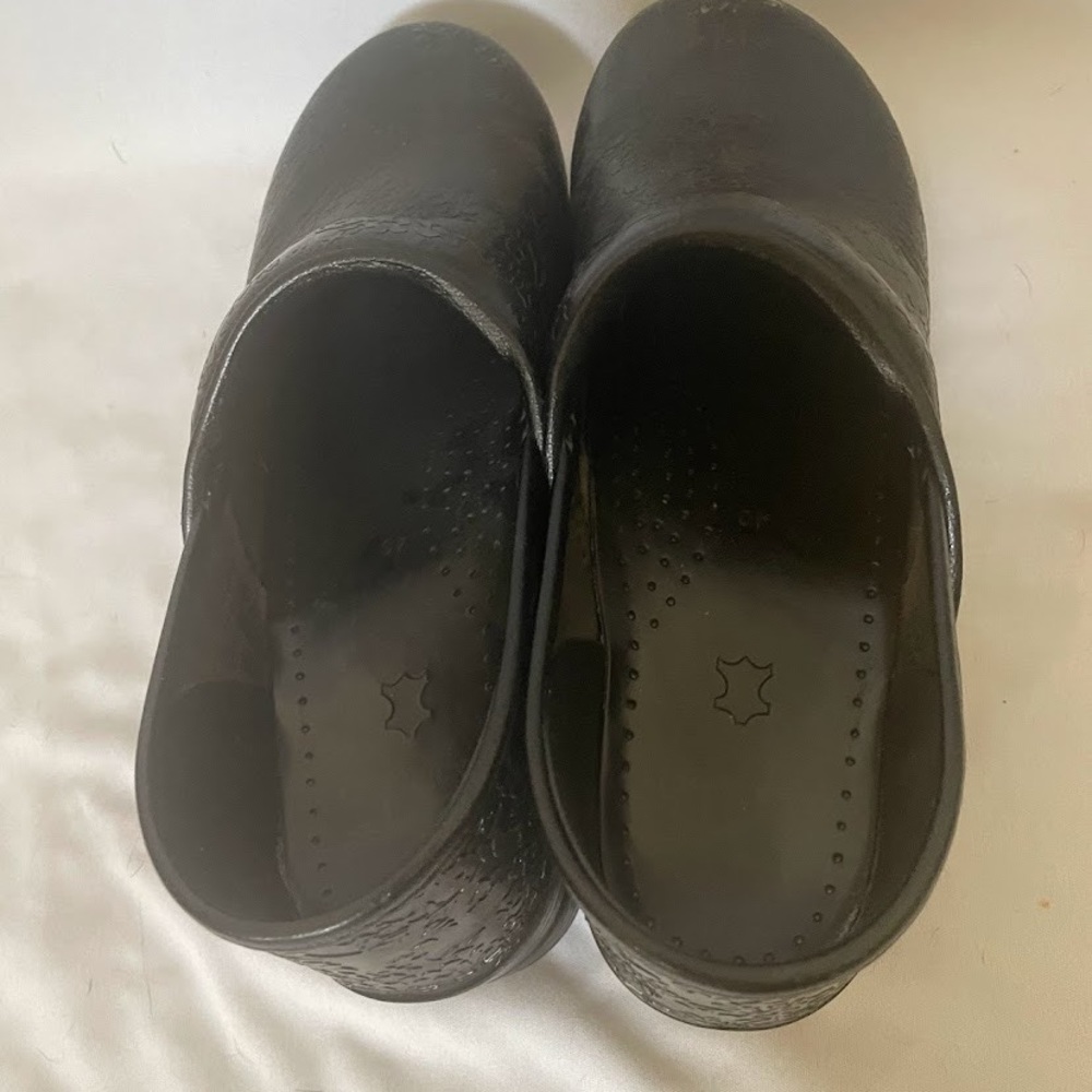 Dansko Clog - image 7